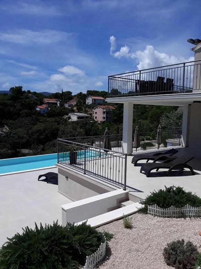 Holiday Hvar Lux Basina Exterior photo