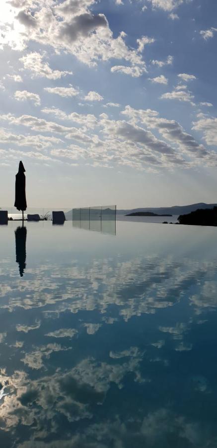Holiday Hvar Lux Basina Exterior photo