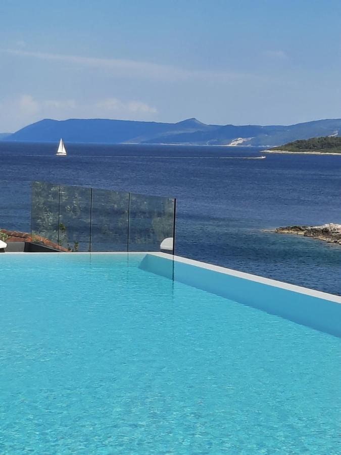 Holiday Hvar Lux Basina Exterior photo