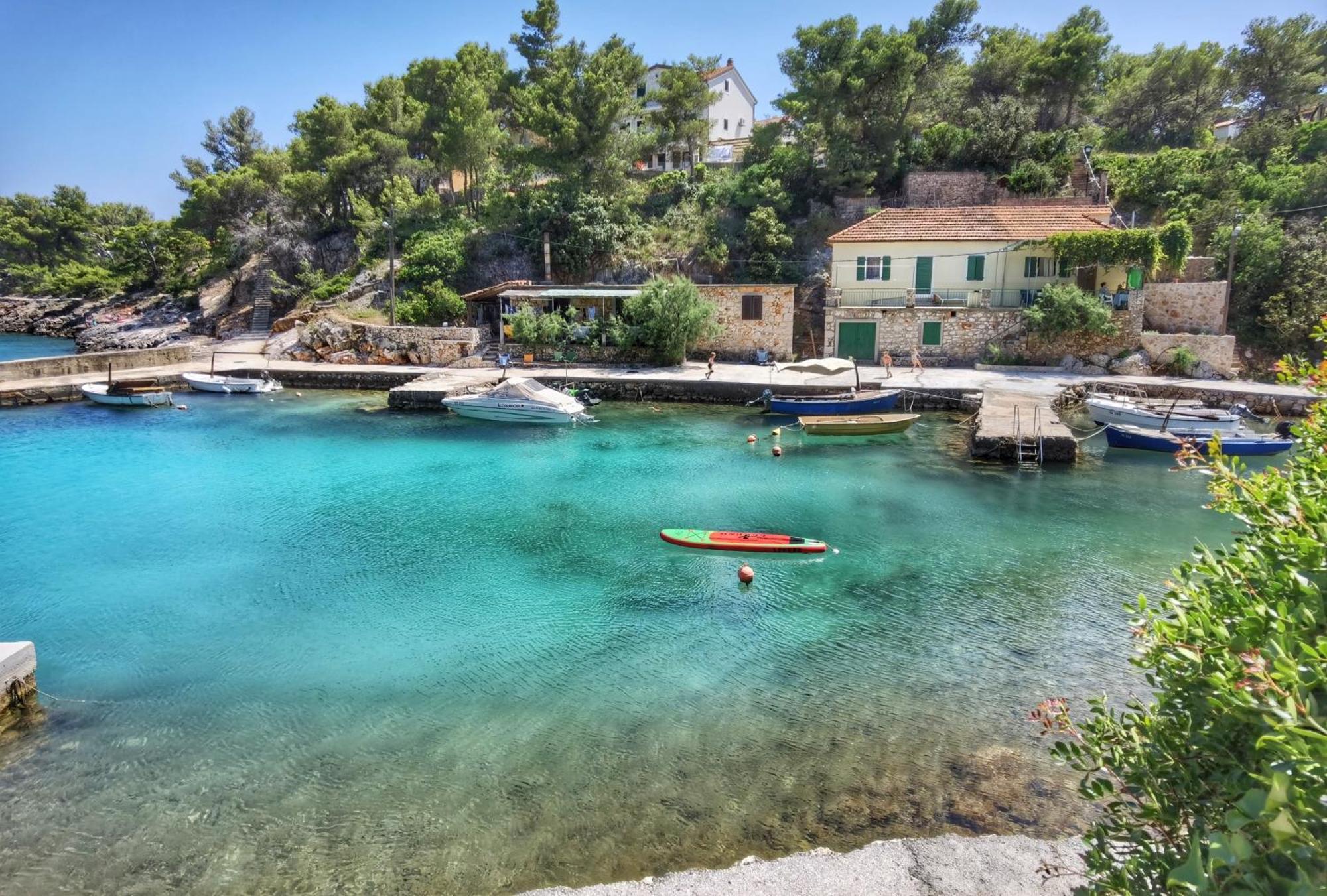 Holiday Hvar Lux Basina Exterior photo
